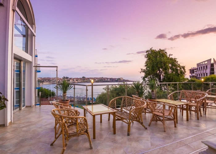 Villa List Hotel, Sozopol
