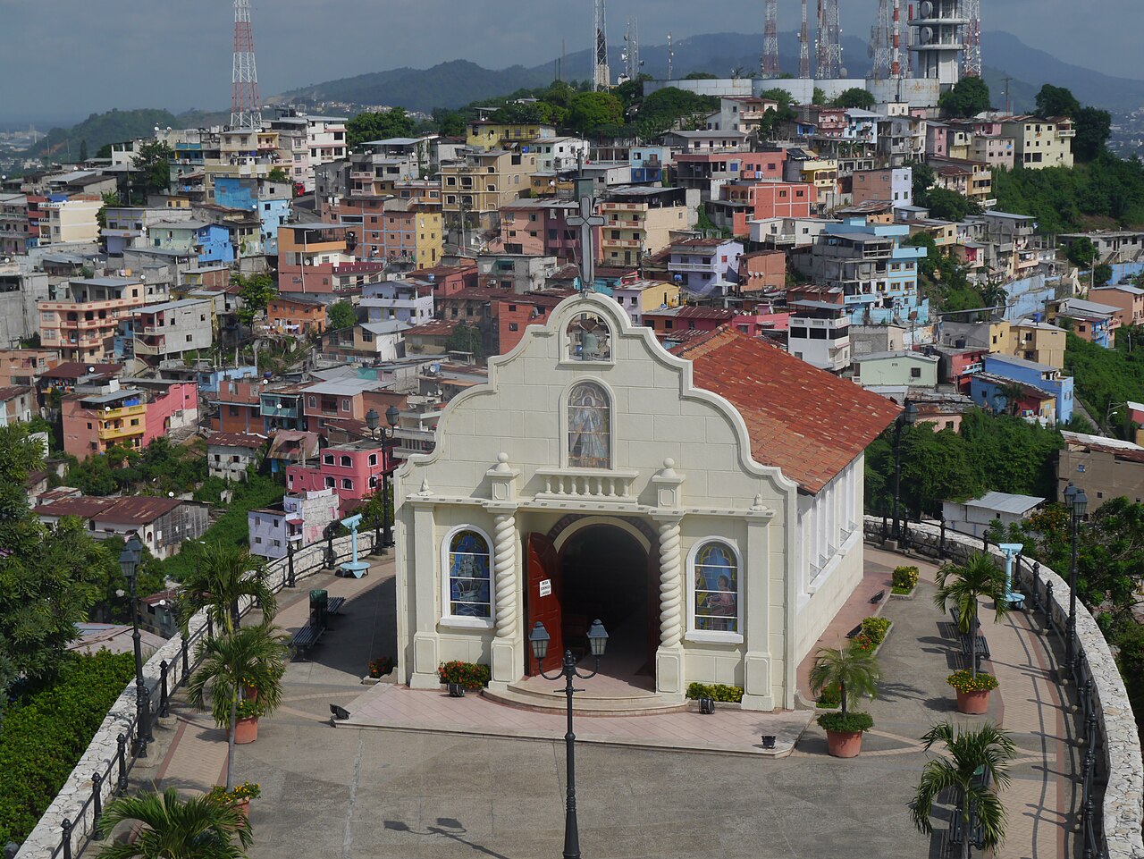 Las Peñas and the Santa Ana chapel in Guayaquil